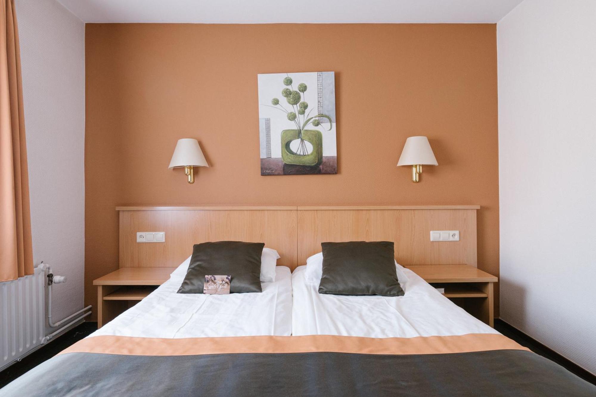 Landhotel Heuvelzicht Schin op Geul Extérieur photo